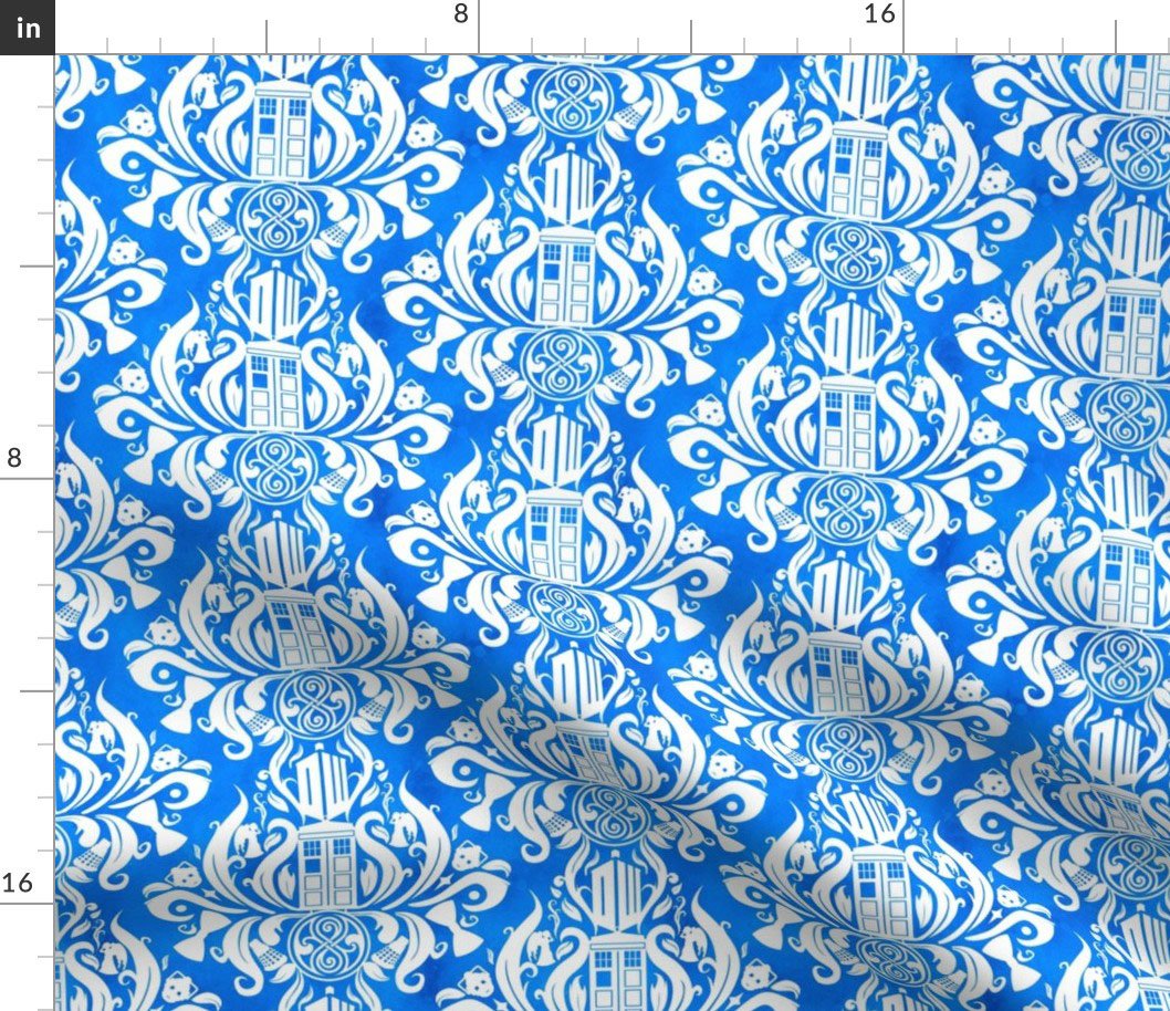 Dr Who Damask White On Soft Blue WC